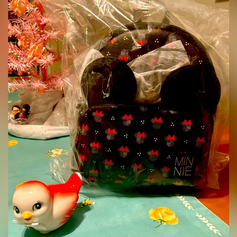 Disney Minnie Mouse Ears DANI By Danielle Nicole Black Red Purse/backpack